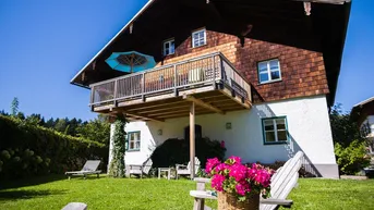 Expose Charmantes Landhaus in sonniger Panoramalage samt 360° Bergblick!