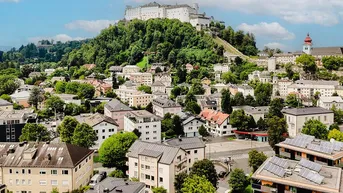 Expose Architektur mit Raffinesse – Eingebettet in Salzburgs historischer Kulisse