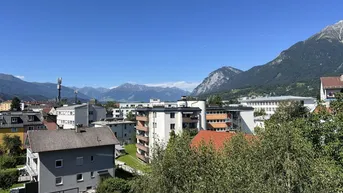 Expose Helle 2-Zimmer-Wohnung mit Weitblick und Top-Anbindung