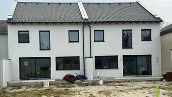 Expose EINMALIGE GELEGENHEIT! ENDLICH GLÜCKLICH WERDEN IM EIGENEN HAUS MIT GARTEN!
