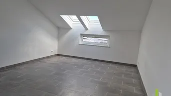 Expose Anlageobjekt! Gut vermietete, sonnige 3 Zi-Dachgeschosswohnung mit Seeblick