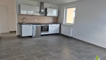 Expose Anlageobjekt! Gut vermietete, sonnige 3 Zi-Dachgeschosswohnung mit Seeblick