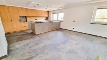 Expose ERSTBEZUG: Exklusive 3-Zimmer-Wohnung mit Balkon