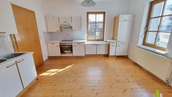 Expose Helle 2-Zimmer-Terrassen-Wohnung mit allg. Garten!