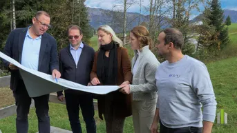 Expose 4 Zimmer Maisionette mit Penthouse-Charakter und eigenem Garten in traumhafter Lage