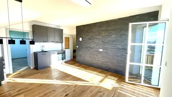 Expose TOP ANGEBOT! 2-Zi.-DG-Wohnung mit Balkon und Parkplatz