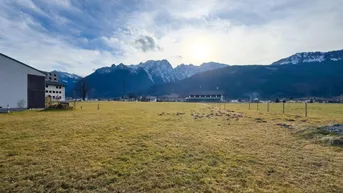 Expose SONNIGES GRUNDSTÜCK AM GRÜNLAND IN KUCHL!