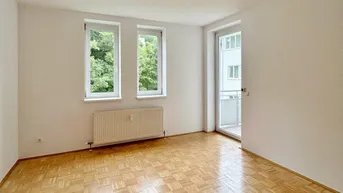 Expose 4 ZIMMER WOHNUNG IN WELS - MIT KÜCHE, BALKON UND CARPORT