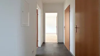 Expose JETZT NOCH SOMMERANGEBOT SICHERN - 3 ZIMMER WOHNUNG IN KATSDORF
