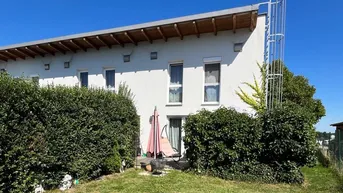 Expose Gemütliches Reihenhaus in Geinberg: 4 Zimmer, Garten, Terrasse, 2 Stellplätze!