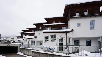 Expose TRAUMLAGE IN BAD ISCHL! SANIERTE MAISONETTEWOHNUNG AB 01.01.2026 VERFÜGBAR!