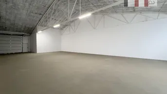 Expose 220m² große Lagerhalle, Raumhöhe 4m, großes elektrisches Einfahrtstor, am Ortsrand von Gablitz!