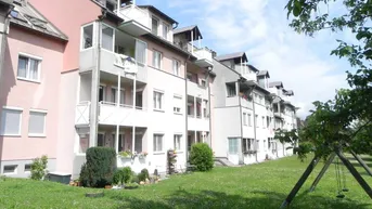 Expose Möbliertes 2 Zimmer Apartment mit Balkon, Tiefgaragenplatz inklusive