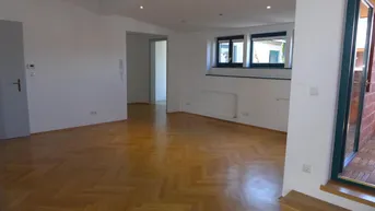 Expose Perfekte DG-Wohnung im Schlossviertel, Hofruhelage!