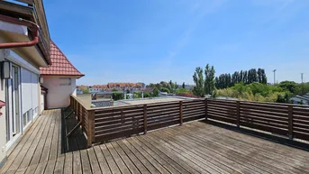 Expose Familienjuwel mit XXL Terrasse in saniertem Stilhaus - für Verwöhnte und alle, die Besonderes lieben...