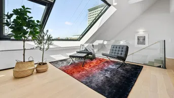Expose Upper Level Living - City Center High Light