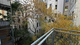 Expose Repräsentatives Altbauhaus, 250m zur U-Bahn: moderne 2-Zimmer-Wohnung mit Freifläche, LIFT, Südwestausrichtung, Fahrradabstellplatz