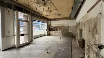 Expose &lt;&lt;&gt;&gt; Geschäfts- oder Gastrolokal (mit Gastgarten im Hof und Schanigarten ) auf der Simmeringer Hauptstraße - große Lagerflächen, Lüftungsanlage