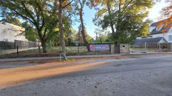 Expose 360 TOUR / Wunderschöner, ebener Baugrund in bester, ruhiger Grünwohnlage des 23. Bezirks