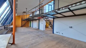 Expose 360 TOUR / Multifunktionales, modernes, lichtdurchflutetes Dachgeschoss-Atelier/Büro mit Terrasse in bester Lage des 18. Bezirks