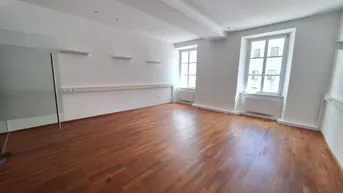 Expose 360° TOUR / Modernes 4-Zimmer-Altbaubüro in zentraler Lage von Klagenfurt - Nähe Alter Platz
