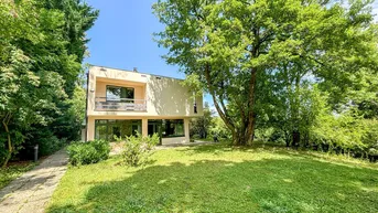 Expose Exklusive Bauhaus-Villa mit Parkgarten &amp; Pool am Waldrand