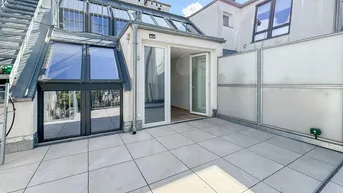 Expose Lichtdurchflutete Wohnung mit Terrasse und urbanem Flair