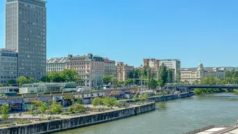 Expose Luxuriöse Altbauwohnung mit fantastischem Blick