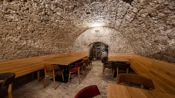 Expose Unglaublich schöne Vinothek mit Wohnung
