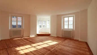 Expose Helblinghaus - sanierte Altbauwohnung mit direktem Blick aufs Goldene Dachl!