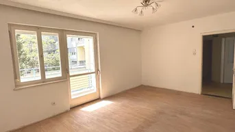 Expose Helle, freundliche 3-Zimmer-Wohnung in Pradl mit guter Raumaufteilung und Sanierungsbedarf!