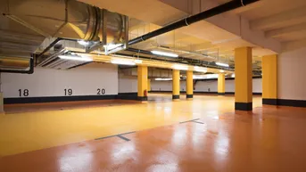 Expose Motorradstellplatz direkt bei U6 + S-Bahn Floridsdorf - Pius Parsch Platz 1, 1210 Wien
