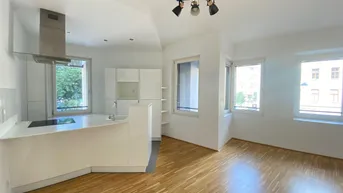 Expose Geräumige, lichtdurchflutete 3-Zimmer-Wohnung! Supermarkt, Fitness, Garage im Haus! TU- und Karlsplatz-Nähe!
