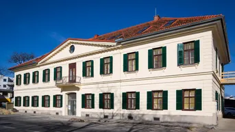 Expose Generationswohnhaus Villa Liebenau, neuwertige Mansardenwohnung Top 12 [GF,LH]