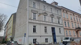 Expose Zinshaus mit großem Potenzial direkt am Schillerplatz