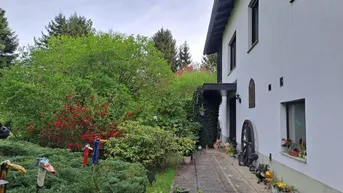 Expose Großz�ügiges Wohnhaus mit Traumgarten bei Graz!