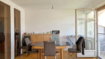 Expose Helle 2,5-Zimmer-Wohnung mit hervorragender Infrastruktur