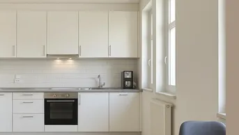 Expose Helle 2 Zimmer Wohnung - mit spitzen Infrastruktur
