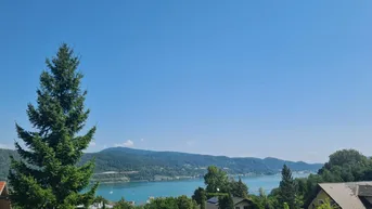 Expose Grundstück mit unverbaubaren Blick auf den Wörthersee