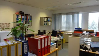 Expose Modernes Büro