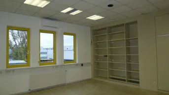 Expose Büro im 2. OG - Nähe S1 - klimatisiert