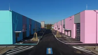 Expose Hochwertige Mehrzweckhalle - Erstbezug! - Nähe Autobahnauffahrt S5!