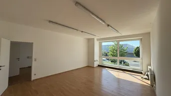 Expose Lagerfläche mit Büro | 240,72 m² | 1. OG