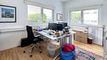 Expose 4-Zimmer Büro 123 m² mit optional bis zu 50 m² Lager - fußläufig zur U6 Station Siebenhirten