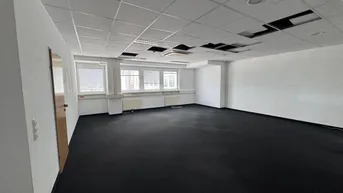 Expose 210 m² Bürofläche zu vermieten - Nähe Autobahn A2 - Parkplätze inkludiert!