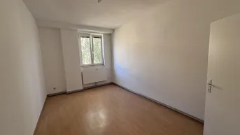 Expose 27 m² | Büro im 1. OG