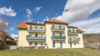 Expose Wohlfühl-Wohnung mit Balkon, Schwimmteich &amp; viel Natur in Hofamt Priel