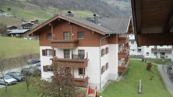 Expose Geräumige 4-Zimmer Wohnung in Bramberg zu vermieten
