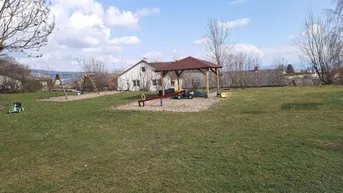 Expose Traumhaft Wohnen in Nöchling (Bezirk Melk) - herrliche Dachgeschosswohnung - inkl. Badeteich