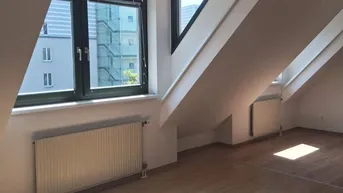 Expose 1220 Wien Erzherzog Karl Straße - zentral gelegene 2 Zimmerwohnung mit zusätzlichem Raum am Dachboden